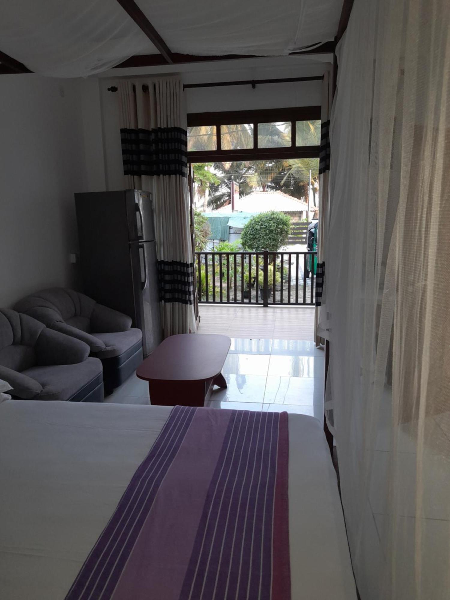 Shanika Beach Inn Тангале Стая снимка