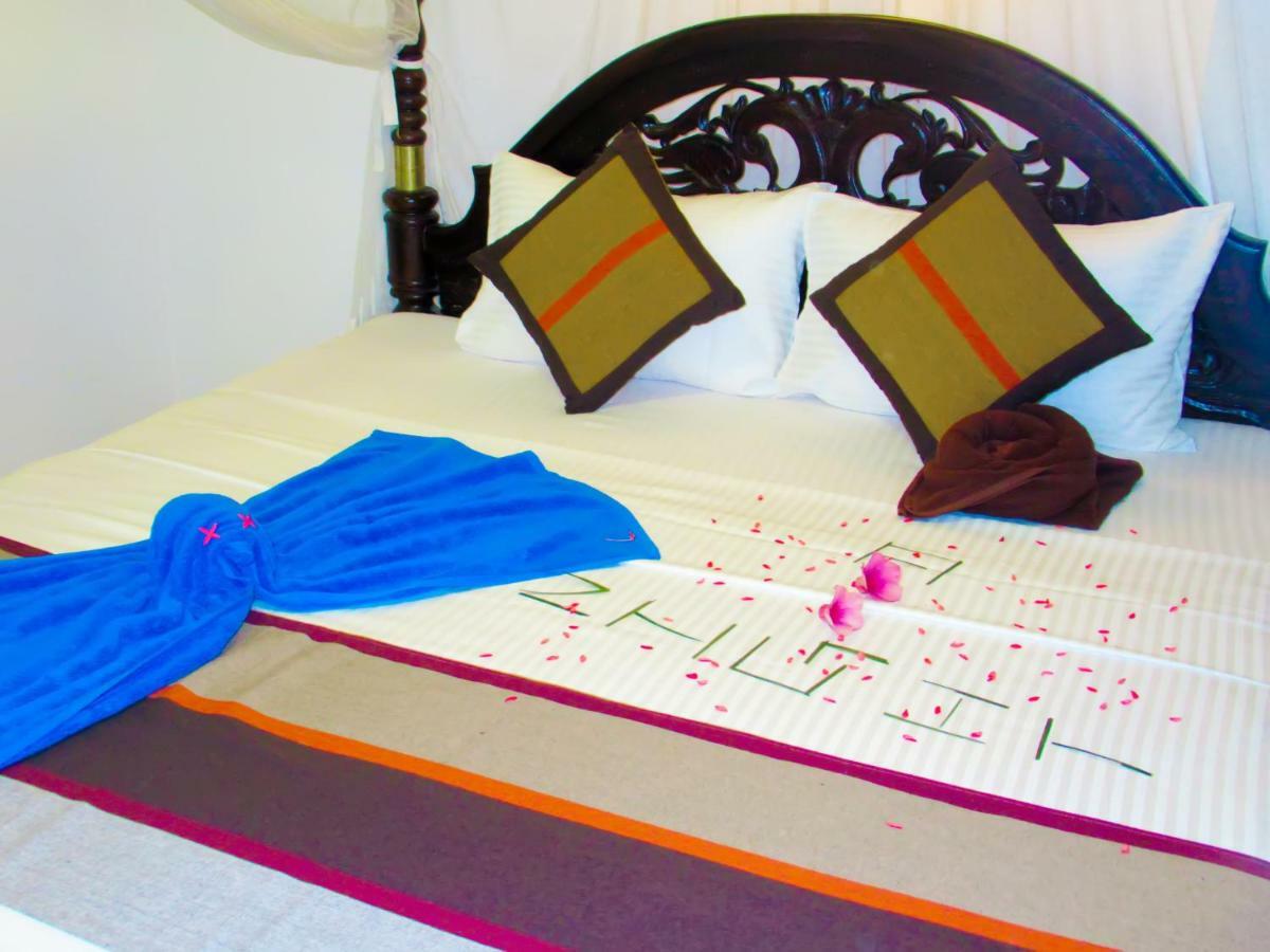 Shanika Beach Inn Тангале Екстериор снимка